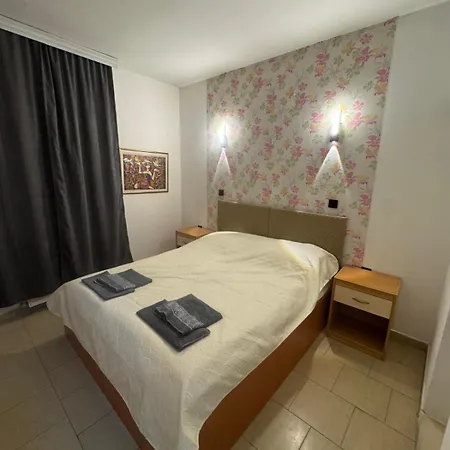 Vip Hotel