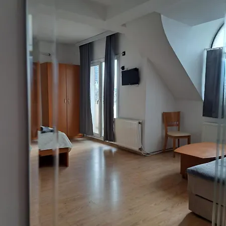 Vip Hotel